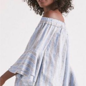 Lucky Brand Off the Shoulder Bell Sleeve Stripes Blue Top. Women’s Med